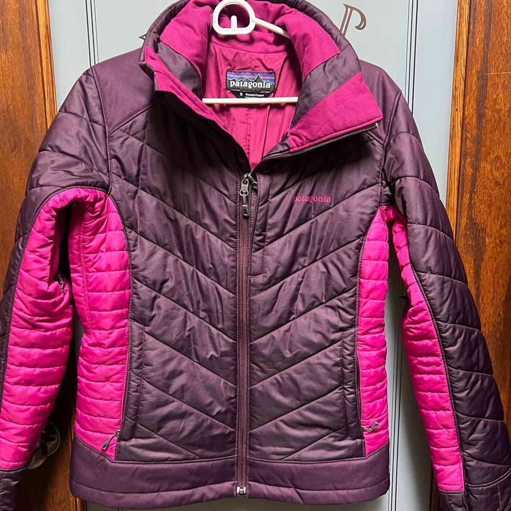 Patagonia Women's Rubicon Rider Burgundy and Pink Ski Jacket